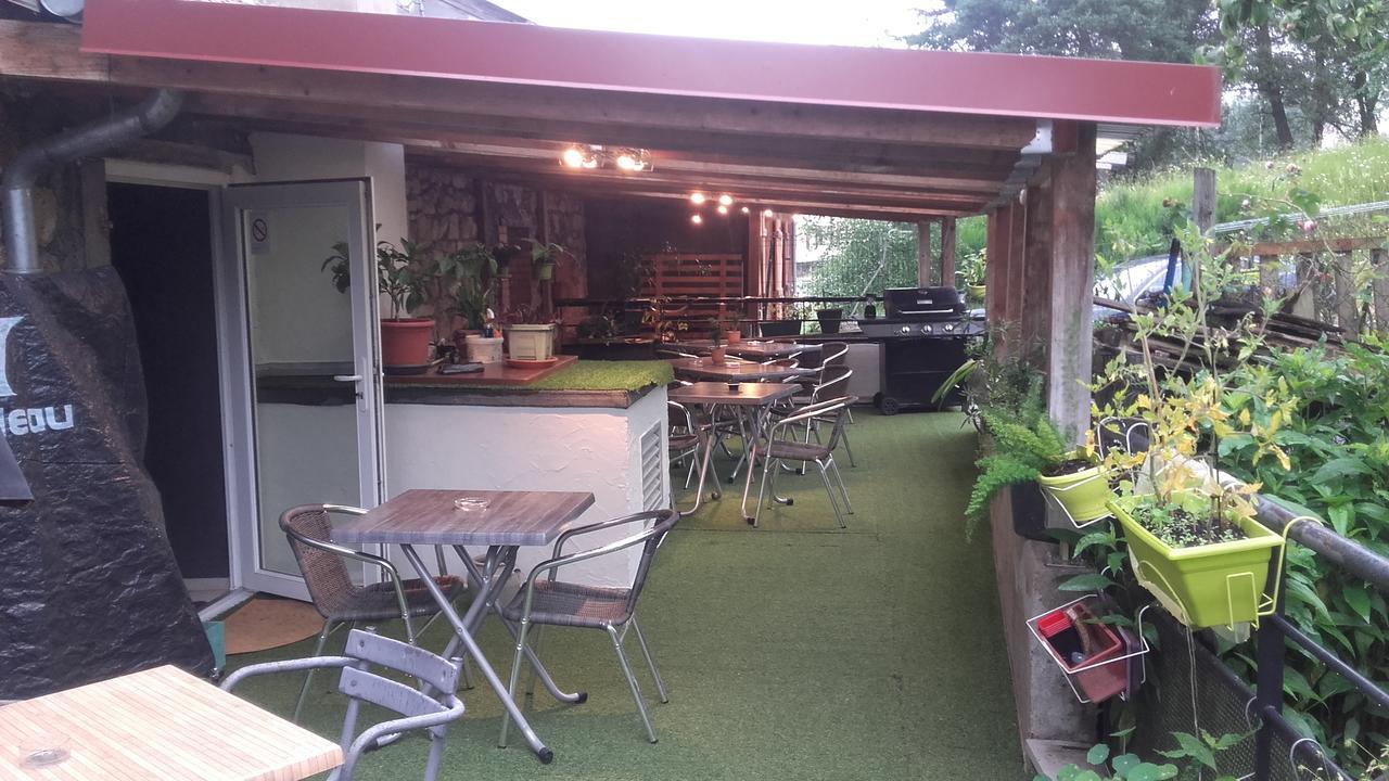 拉多尔酒店餐厅 Vertolaye 外观 照片