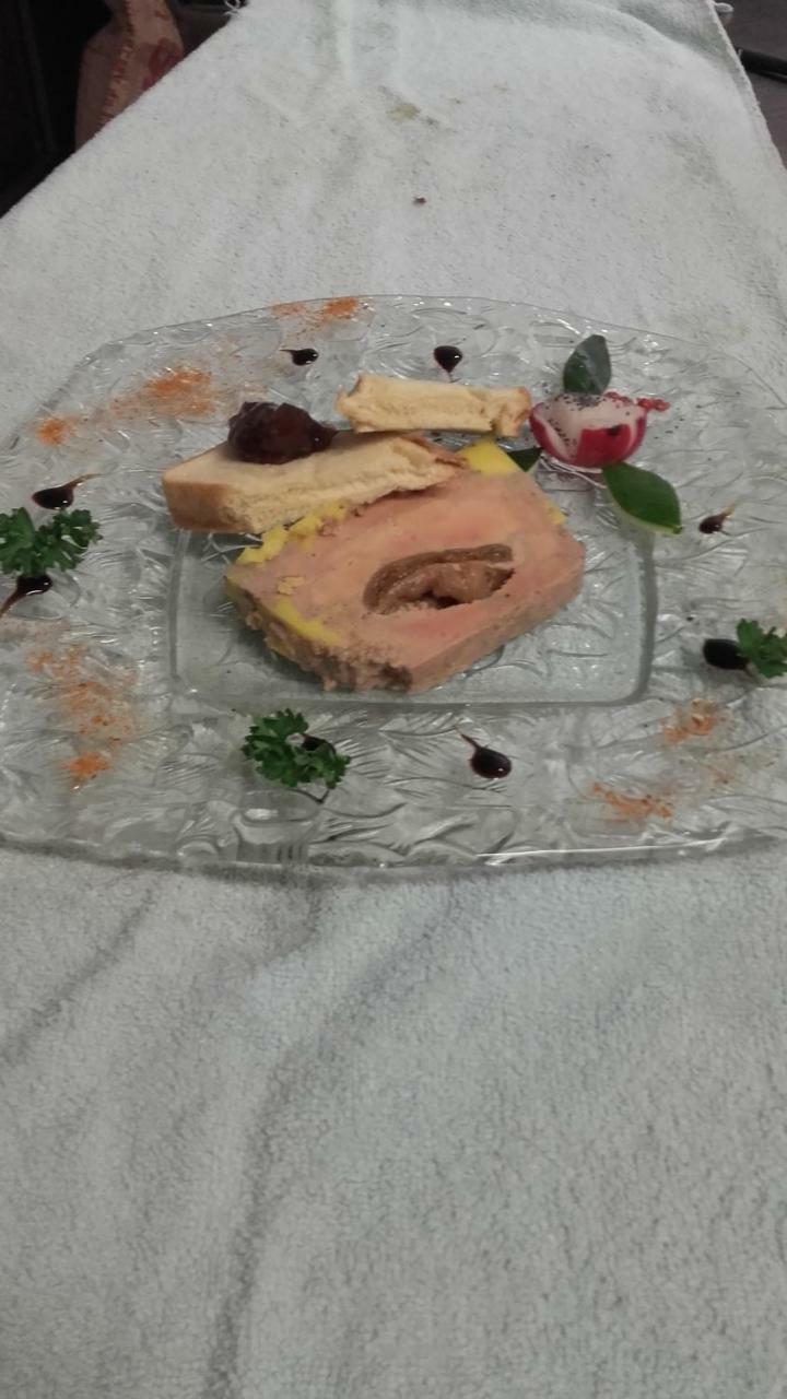 拉多尔酒店餐厅 Vertolaye 外观 照片